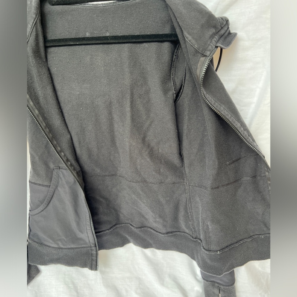 Lululemon fitting jacket - Picture 3 of 3